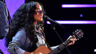 H.E.R. Debuts Chilling New Protest Song, 'I Can't Breathe'
